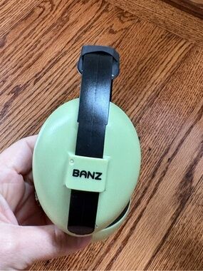 BANZ Lime Green Kids Earmuffs - Noise Reduction